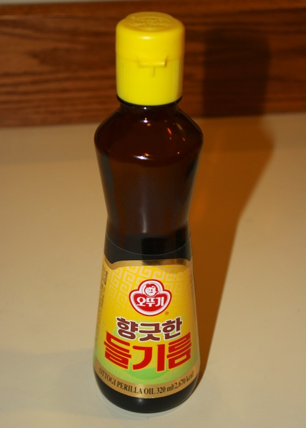 Perilla (kkaennip) oil